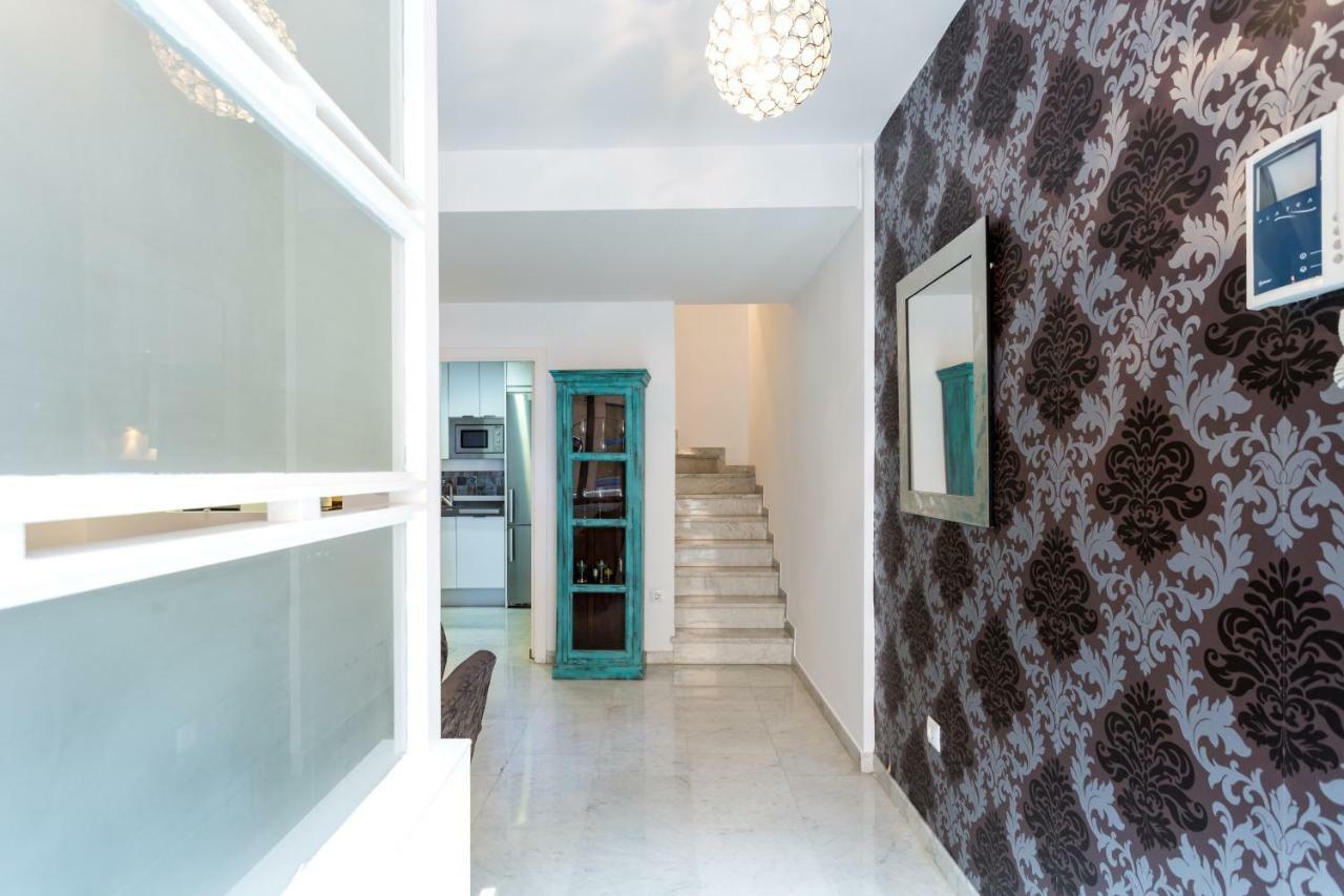 Lr2 Private Terrace & Parking Right In The City Center Sevilla Bagian luar foto