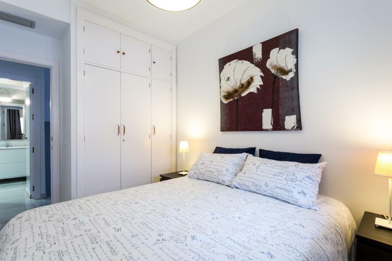 Lr2 Private Terrace & Parking Right In The City Center Sevilla Bagian luar foto
